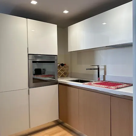 Alma Mountain Lägenhet